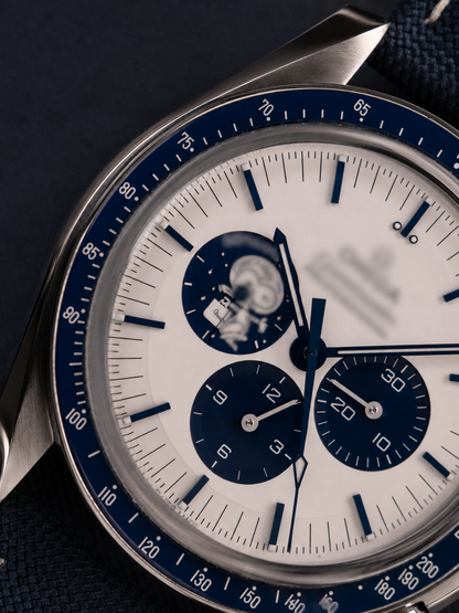 Heritage Moon Style Chronograph - Features a highly accurate recreation of the original design.