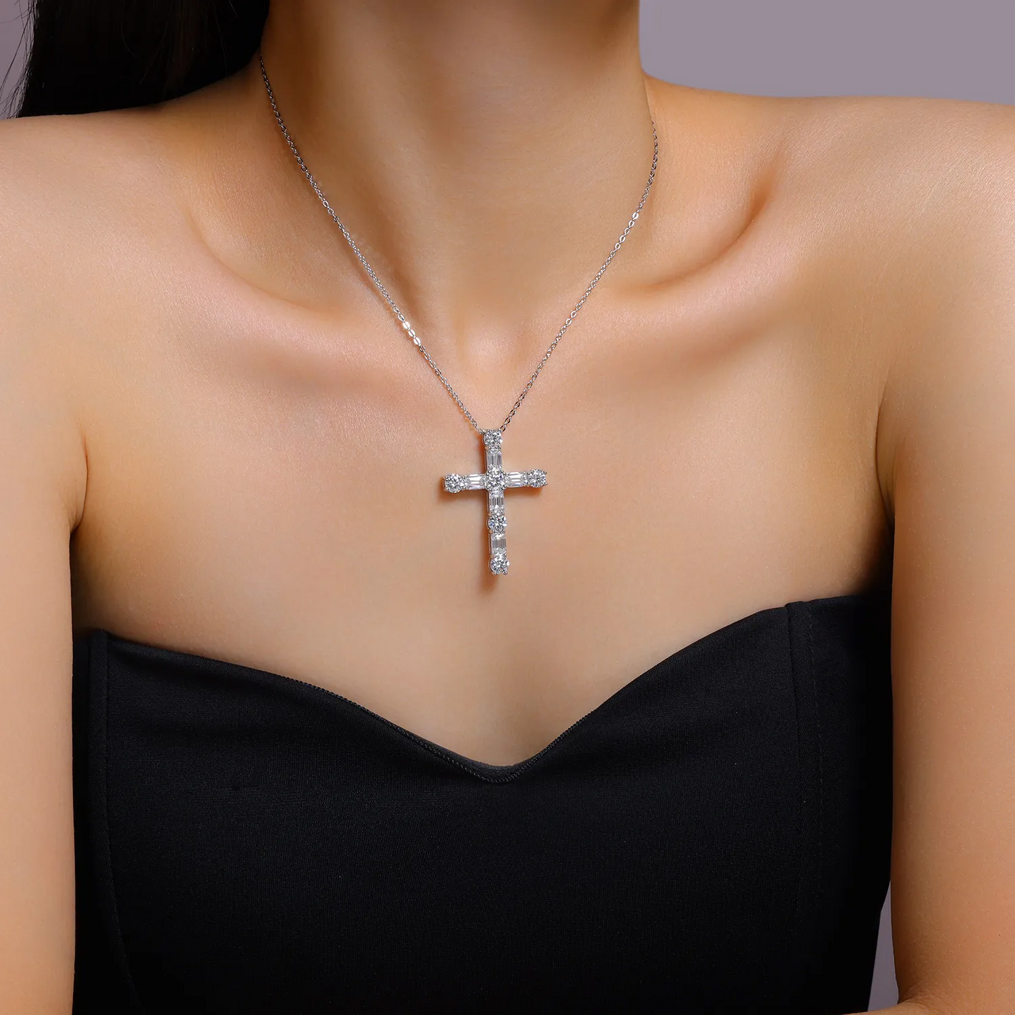 The Light Of Faith Pendant – Trendy Moissanite Necklace in Platinum-Plated S925 Silver