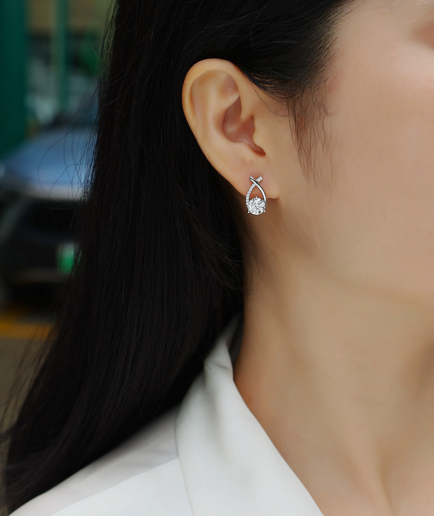 The Happy Encounter Radiant Studs – Luxury 1-Carat Moissanite Earrings in Platinum-Plated S925 Silver