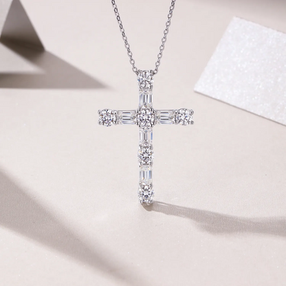 The Light Of Faith Pendant – Trendy Moissanite Necklace in Platinum-Plated S925 Silver